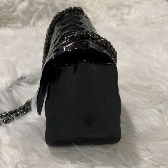 JELLY quilted look bag gunmetal chain strap crossbody/shoulder twist lock NWOT - Picture 2 of 16